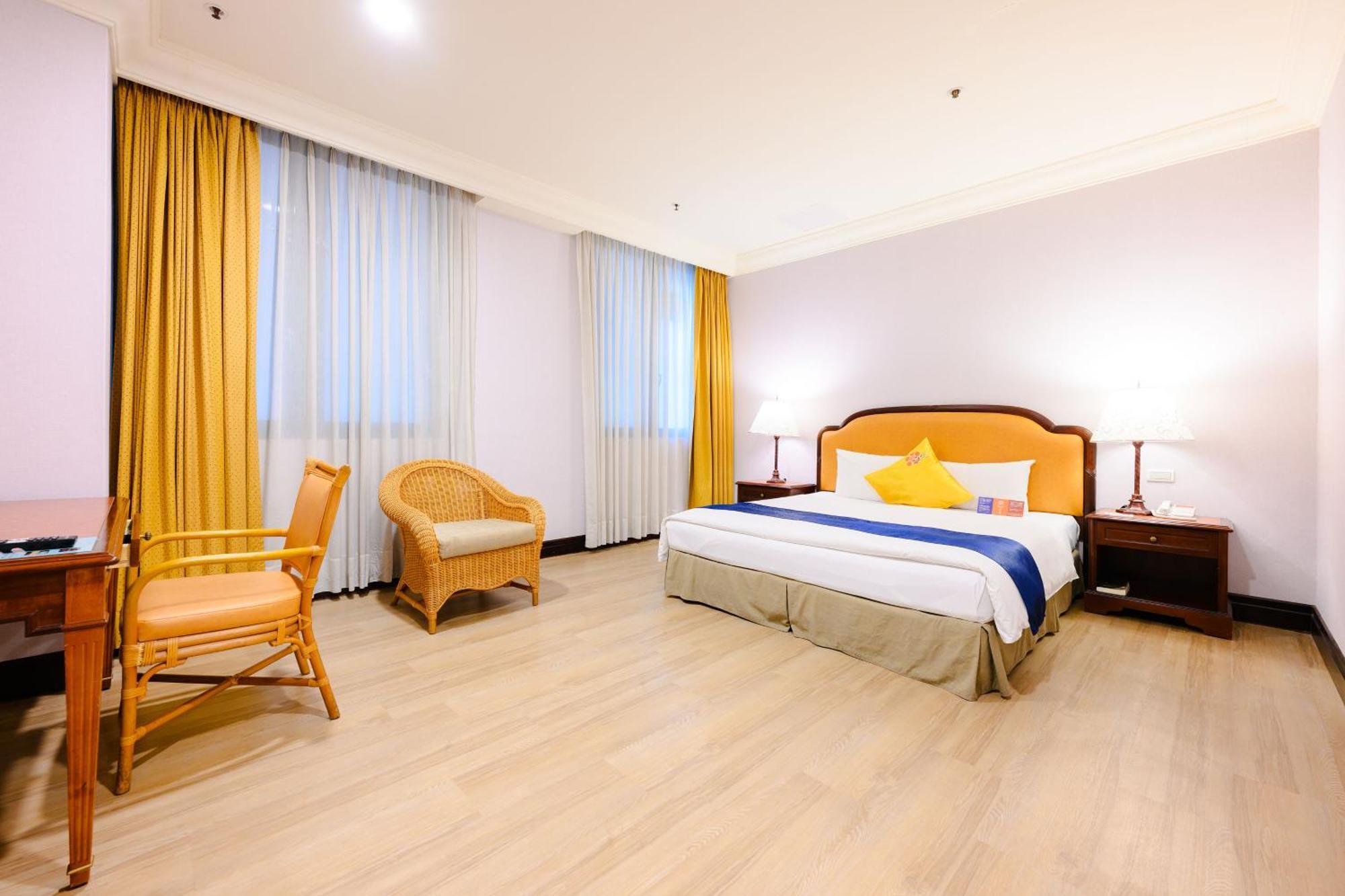 Wei-Yat Grand Hotel Tainan Exterior foto