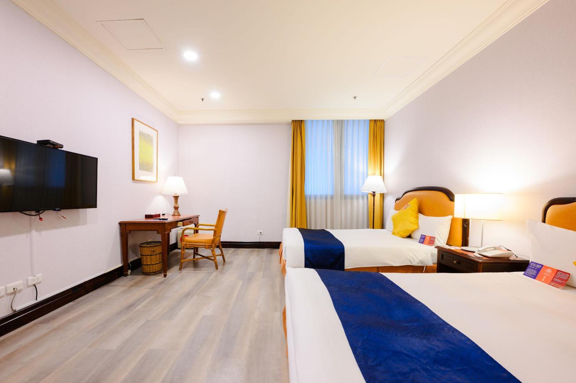Wei-Yat Grand Hotel Tainan Exterior foto
