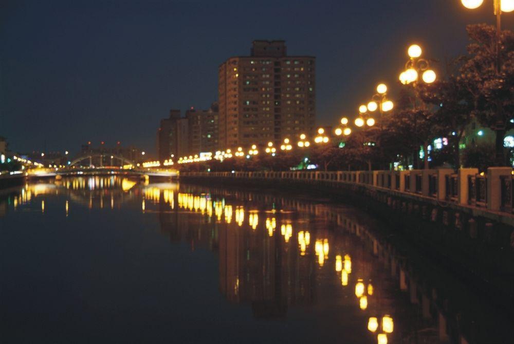 Wei-Yat Grand Hotel Tainan Exterior foto