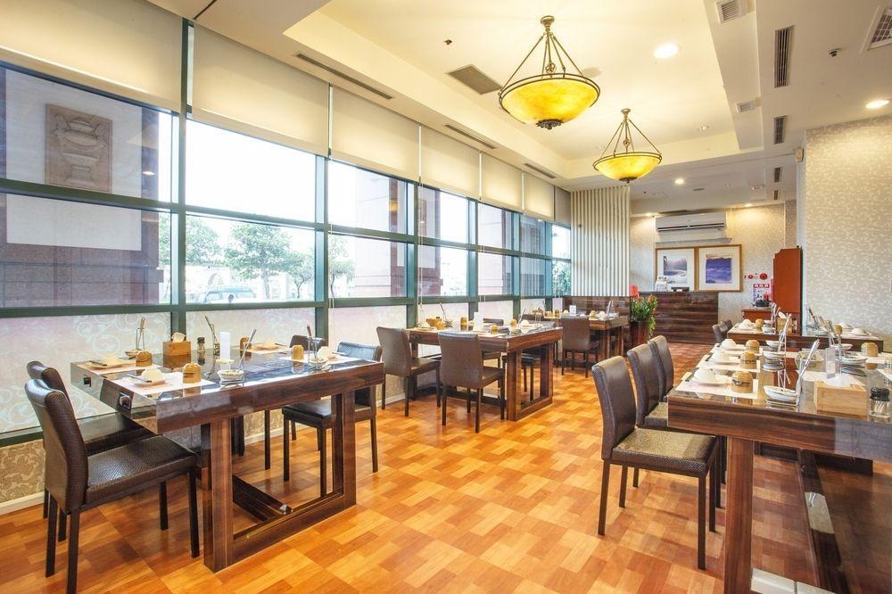 Wei-Yat Grand Hotel Tainan Exterior foto